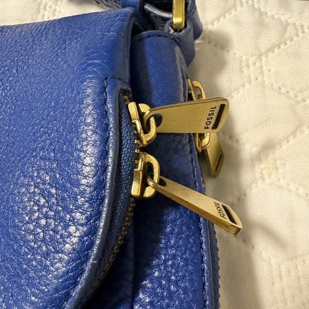 FOSSIL Preston Royal Blue Pebble Grain Leather Flap Crossbody Bag #ZB5875 - Picture 3 of 14